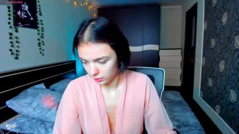 Snapshot of elle_blair chatting on September 30, 1:49 pm Luna online show from September 30, 1:49 pm