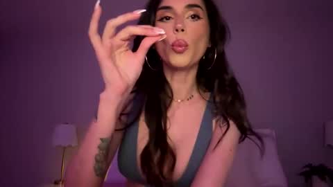Ellebby7 online show from May 29, 3:26 am