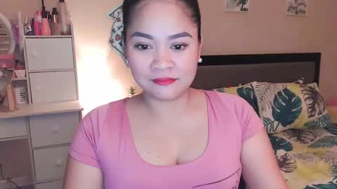 Snapshot of elleelle123 chatting on December 2, 2:09 am Ann online show from December 2, 2:09 am