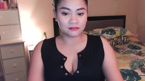Snapshot of elleelle123 chatting on December 3, 5:09 am Ann online show from December 3, 5:09 am