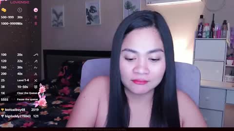 Snapshot of elleelle123 chatting on December 21, 4:09 am Ann online show from December 21, 4:09 am