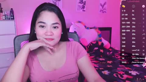 Snapshot of elleelle123 chatting on January 3, 1:03 pm Ann online show from January 3, 1:03 pm
