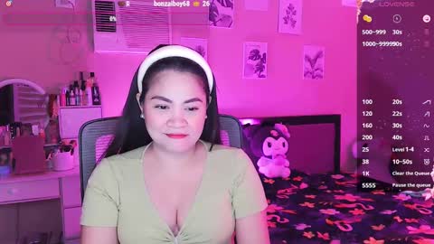 Snapshot of elleelle123 chatting on February 20, 2:18 am Ann online show from February 20, 2:18 am