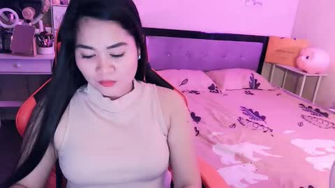 Snapshot of elleelle123 chatting on October 2, 1:40 pm Ann online show from October 2, 1:40 pm