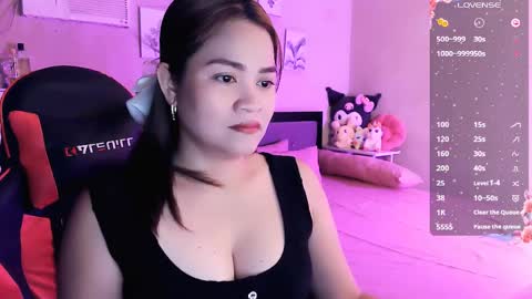 Snapshot of elleelle123 chatting on March 25, 2:17 am Ann online show from March 25, 2:17 am