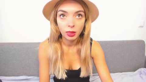 ellen_flow online show from February 16, 11:27 am