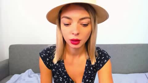 ellen_flow online show from October 18, 1:12 pm