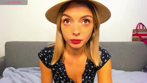 ellen_flow online show from October 19, 6:30 pm