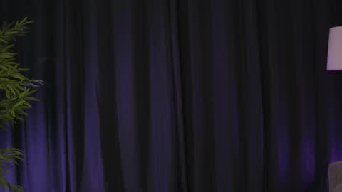 EllenKarter online show from November 10, 5:39 am