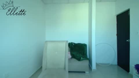 princess online show from February 4, 8:59 pm