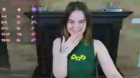 Ellie online show from June 13, 9:57 pm