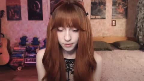 ellie_friendly online show from September 18, 11:29 pm