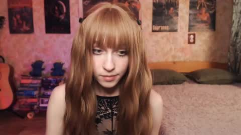 ellie_friendly online show from October 28, 1:14 pm
