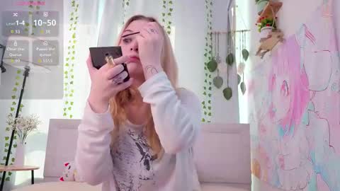 Ellie online show from March 13, 8:21 am