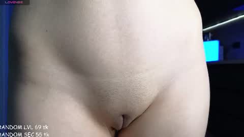 Snapshot of ellie_kimi chatting on June 24, 10:14 am Ellie online show from June 24, 10:14 am