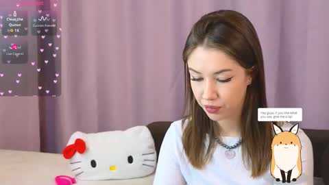 Snapshot of ellie_miller_ chatting on October 6, 7:44 pm ellie online show from October 6, 7:44 pm