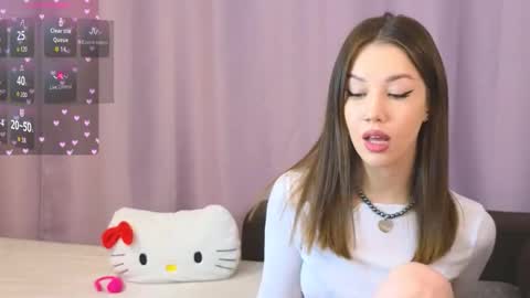 Snapshot of ellie_miller_ chatting on October 12, 7:46 pm ellie online show from October 12, 7:46 pm