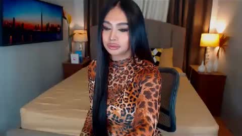 ellie online show from January 25, 4:24 pm