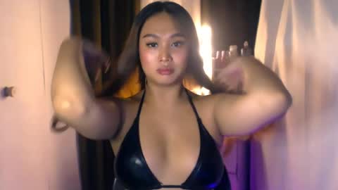 ellie online show from July 17, 3:13 am