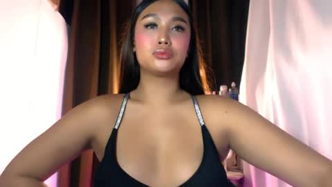 ellie online show from July 29, 6:17 pm
