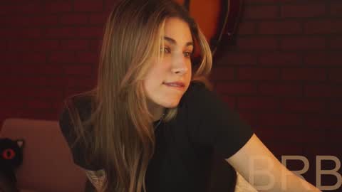 elliecutes online show from February 7, 11:34 am