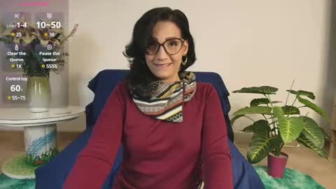 elliee1 online show from January 23, 12:30 pm