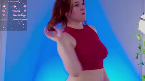 Snapshot of elliegarson__ chatting on July 13, 5:05 pm elliegarson__ online show from July 13, 5:05 pm