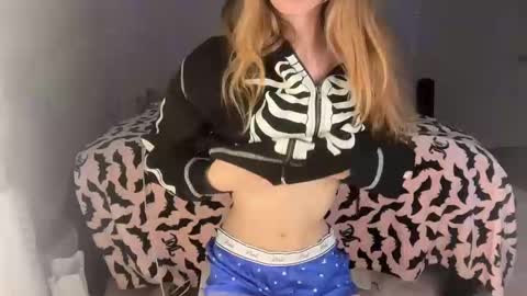 ellie online show from October 23, 2:55 am