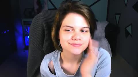 Snapshot of elliemurler chatting on November 5, 9:20 am elliemurler online show from November 5, 9:20 am