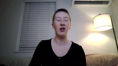 Ellie Rowyn online show from November 25, 2:44 am