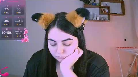 Ellie online show from February 9, 5:22 pm