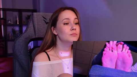 Elin online show from April 25, 1:41 pm