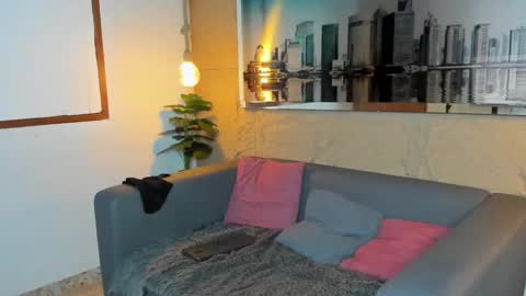 Elloit Colton online show from November 23, 8:41 pm