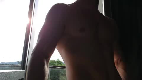 elliot_muscle04 online show from June 7, 2:43 pm