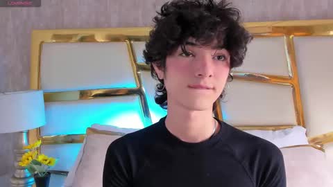 elliotvolkov online show from January 15, 5:16 pm