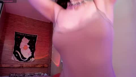 Elly online show from May 1, 2:16 am