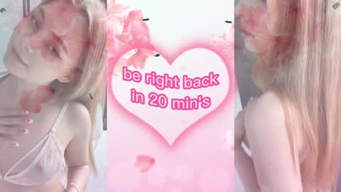 elly_ary online show from December 11, 9:12 pm