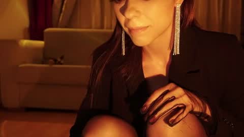 Snapshot of elly_fry chatting on July 31, 7:57 pm Art Place online show from July 31, 7:57 pm