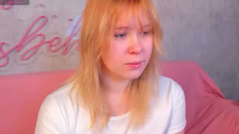 Snapshot of ellya_castro chatting on September 12, 12:22 am ellya_castro online show from September 12, 12:22 am