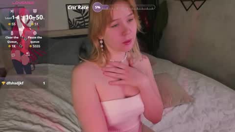Snapshot of ellya_castro chatting on October 4, 12:30 am ellya_castro online show from October 4, 12:30 am