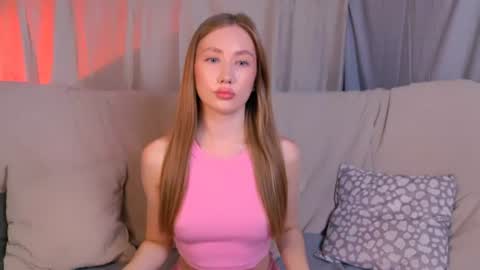  Elly  online show from July 19, 3:10 am