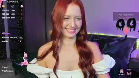 Snapshot of ellypeach chatting on October 20, 2:28 pm EllyPeach online show from October 20, 2:28 pm