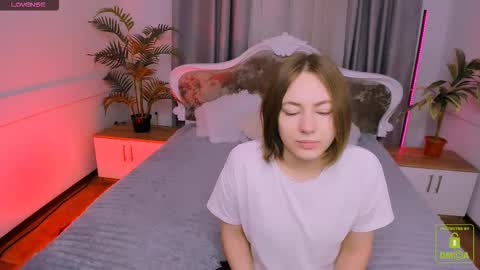 Snapshot of elma_lily chatting on November 11, 6:46 am elma_lily online show from November 11, 6:46 am