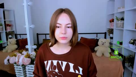 Snapshot of elma_lily chatting on November 22, 7:18 am elma_lily online show from November 22, 7:18 am