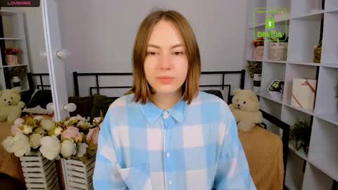 Snapshot of elma_lily chatting on December 3, 7:27 am elma_lily online show from December 3, 7:27 am