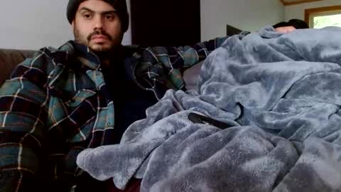Snapshot of elmatahombre33 chatting on May 24, 9:42 pm elmatahombre33 online show from May 24, 9:42 pm