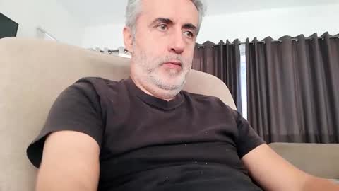 Snapshot of elmejorfvb2 chatting on November 11, 4:18 pm fer online show from November 11, 4:18 pm