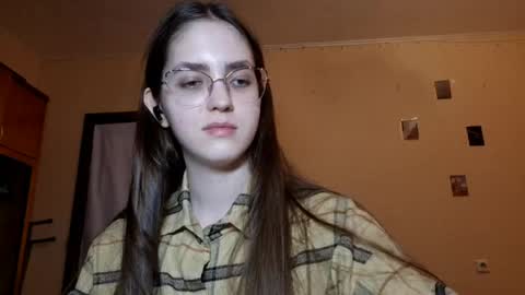 Kate online show from April 24, 1:24 pm