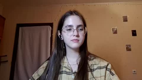 Kate online show from April 29, 5:30 pm