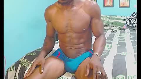 elmiltonnjakee online show from February 17, 6:14 pm